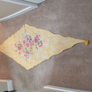 American Eagle yellow multi-way bandeau